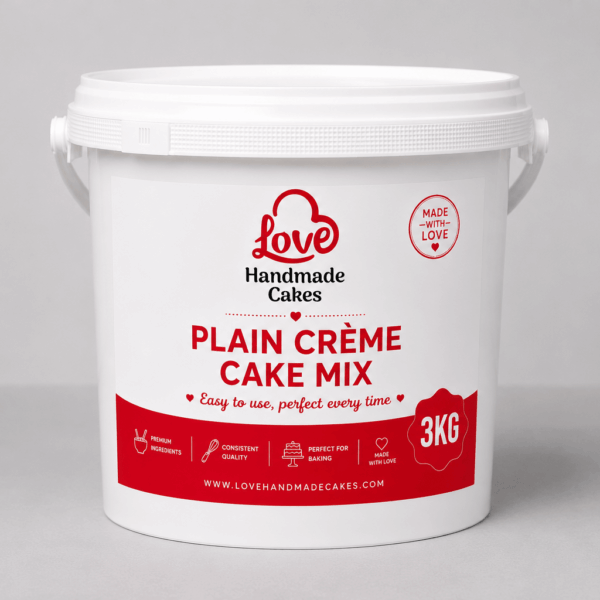 Plain crème cake mix in a bowl.
